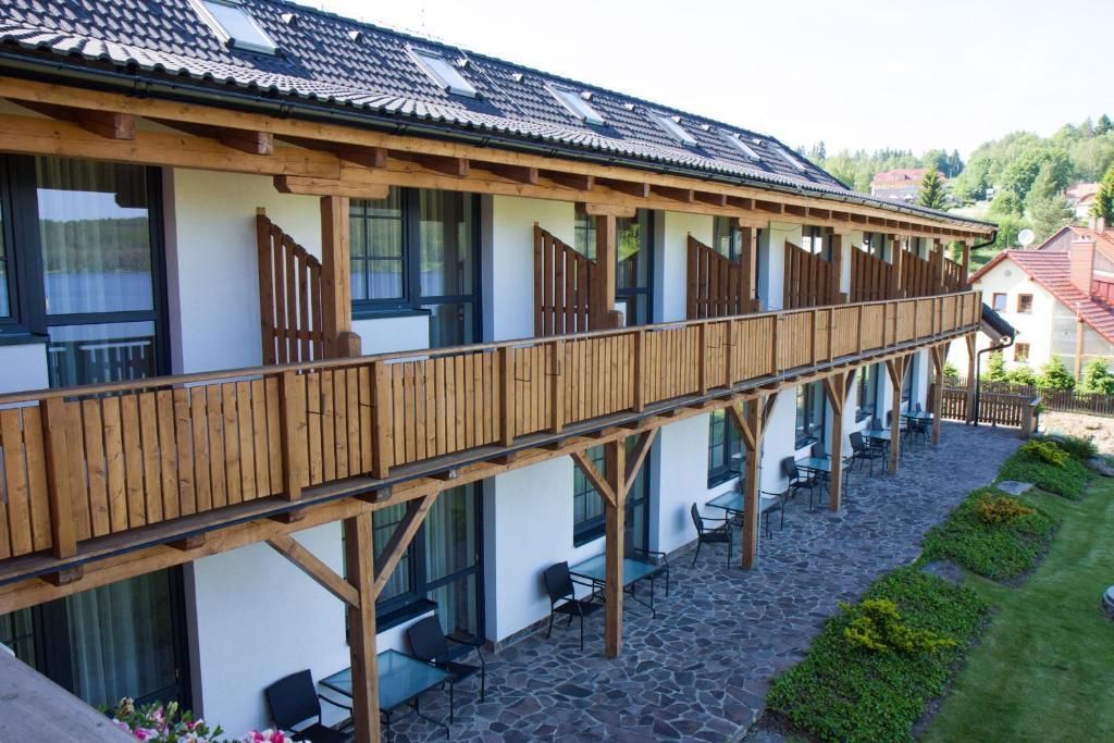Jbx Resort Hotel Albatros เชดนีวีตอน ภายนอก รูปภาพ